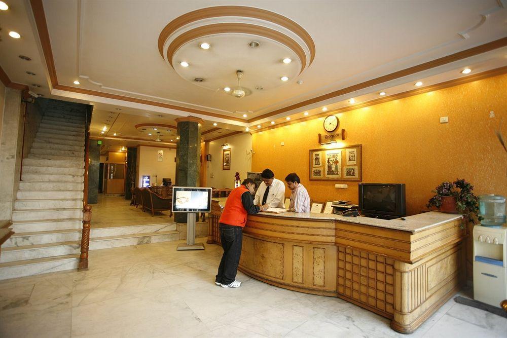Hotel Parkway Deluxe Nova Deli Interior foto